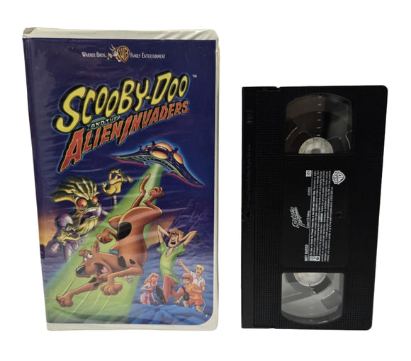 Scooby-Doo and the Alien Invaders Clamshell VHS Tape (2000)