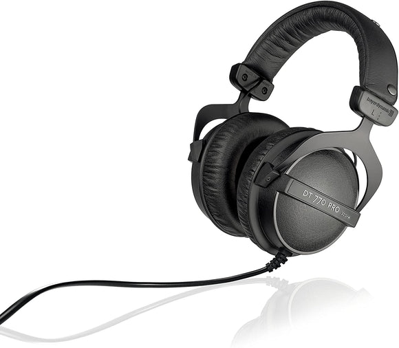 beyerdynamic DT 770 PRO 32 Ohm Over-Ear Studio Headphones in Black. Enclosed Design, Wired for Professional Sound in The Studio and on Mobile Devices Such as Tablets and Smartphones